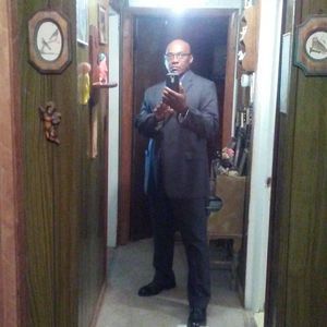 Meet your Posher, Charles